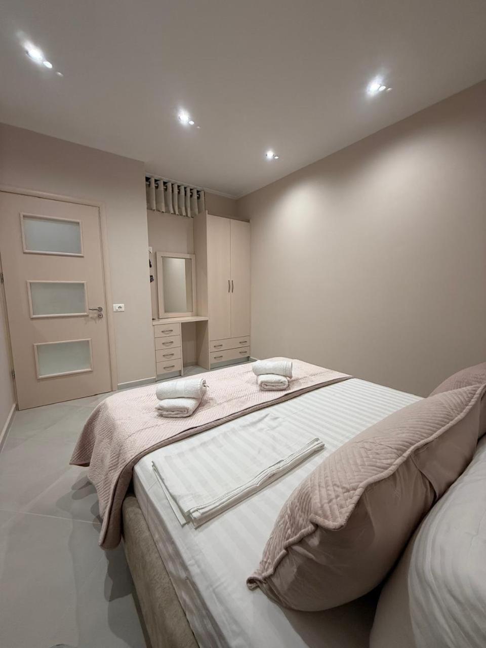 Eleana'S Apartament Саранда Экстерьер фото
